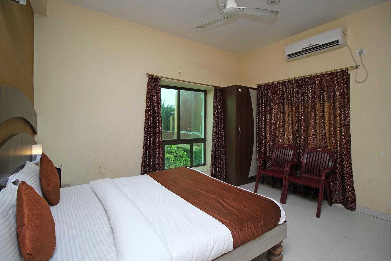 Hotel Oyo 7680 Park Lagoon Puri Exterior foto